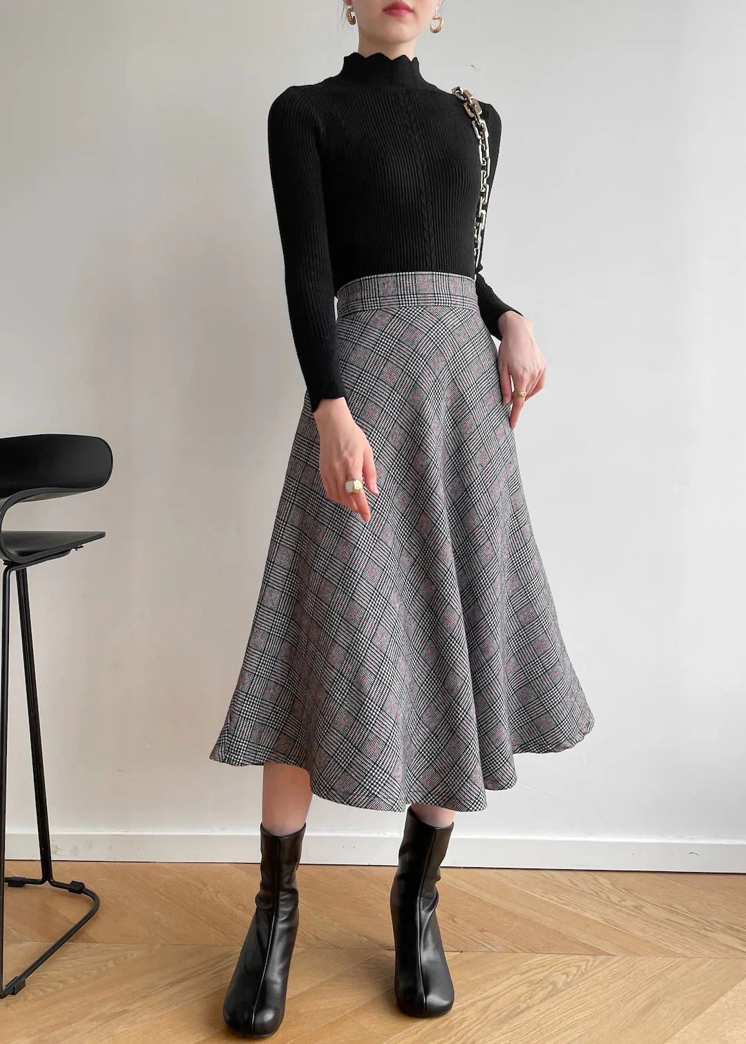 Plaid midi skirt with black turtleneck fall outfit