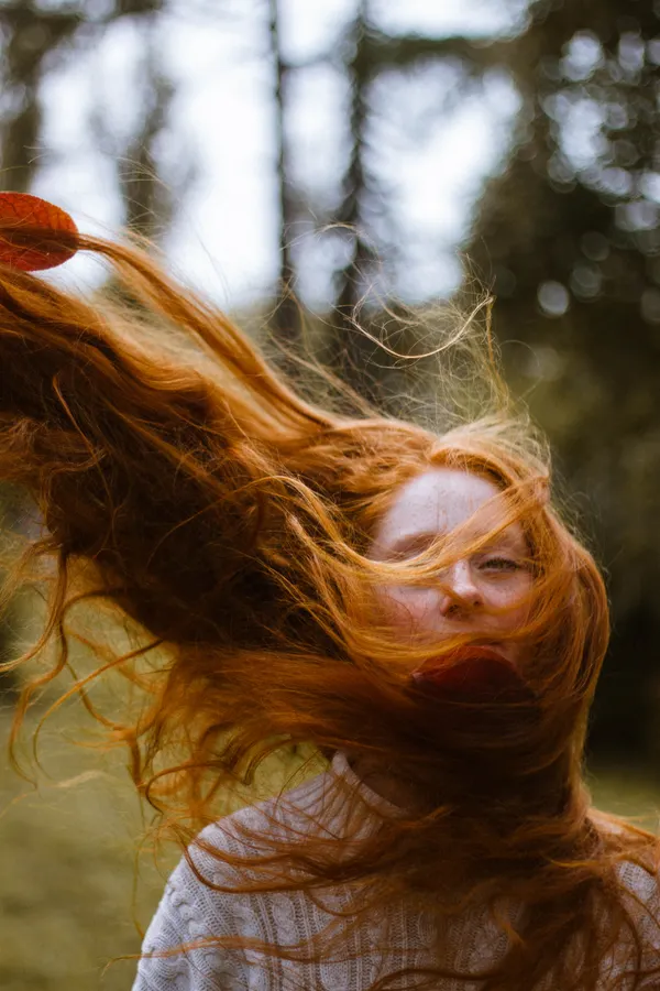Fiery copper wavy hair