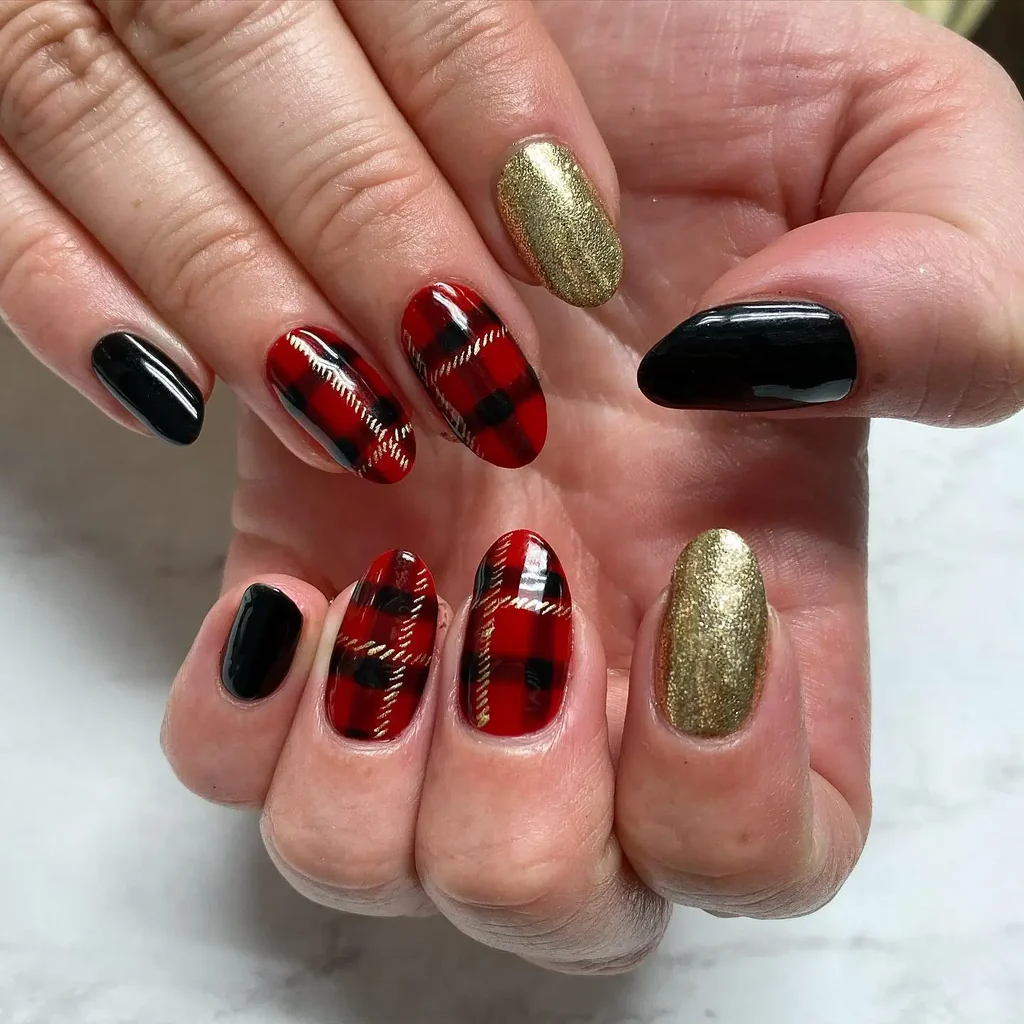 Buffalo Plaid Tips