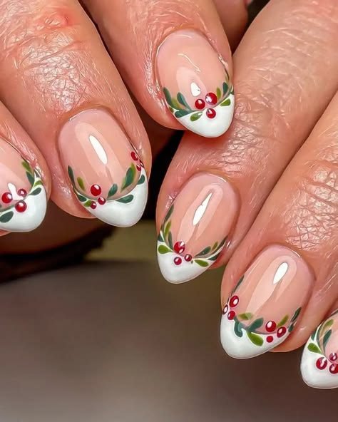 Holly Berry Accent Tips