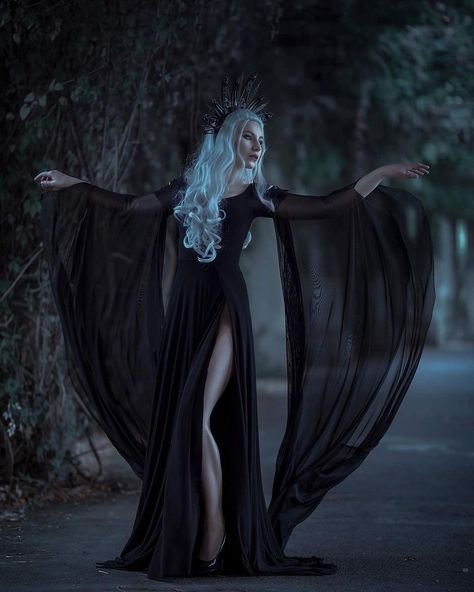 dark enchantress vampire costume woman midnight