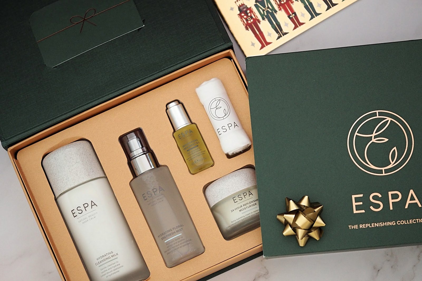 Luxury skincare gift set for Christmas