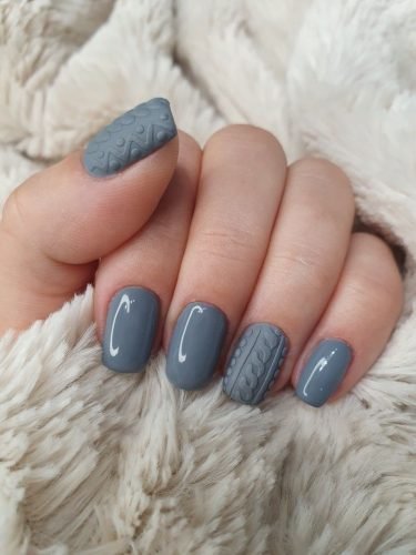 4. Grey Cable Knit Matte Nails
