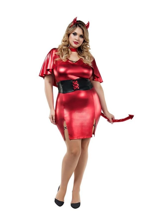 She devil Halloween costume for curvy women