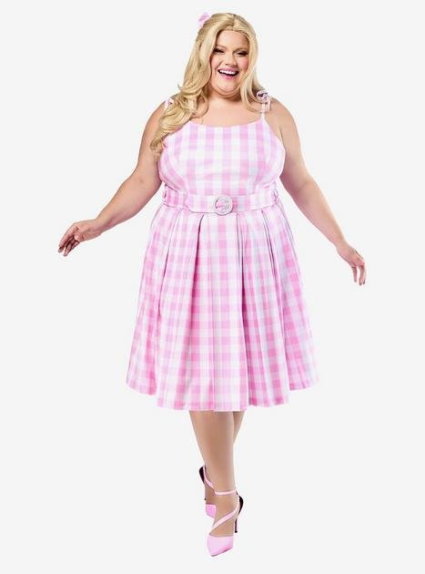 Barbie Halloween costume for curvy women