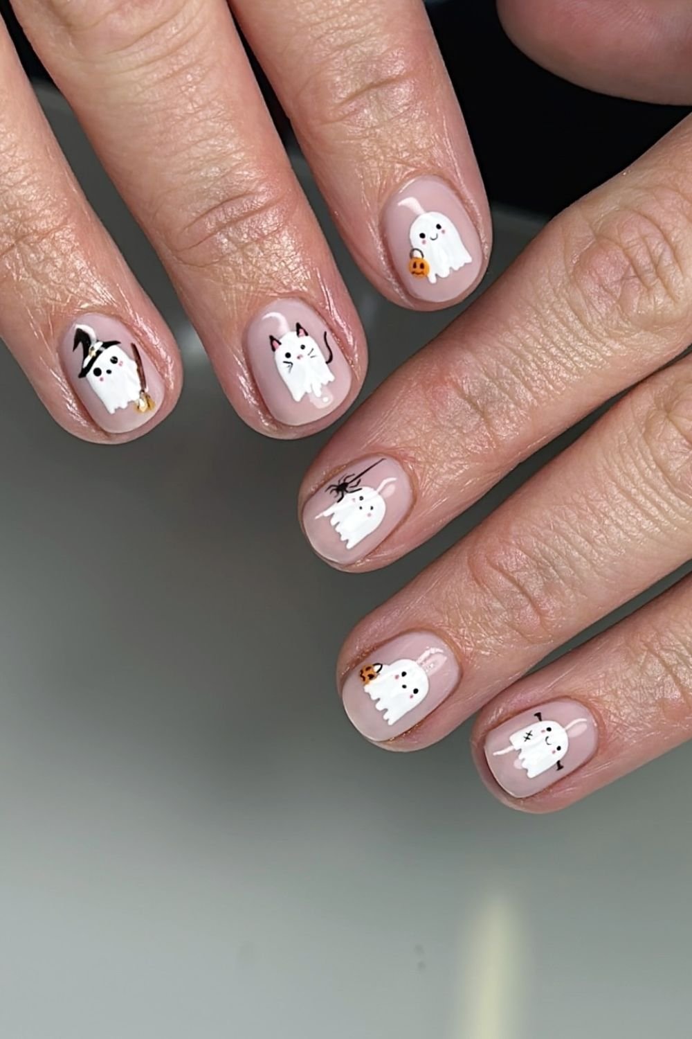 Dotted Ghost Faces - Halloween nail art