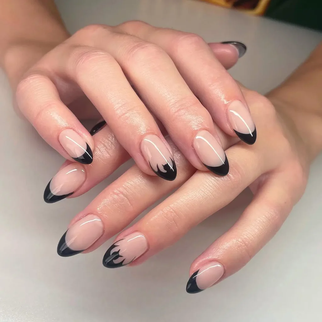 Bat Silhouette Black French