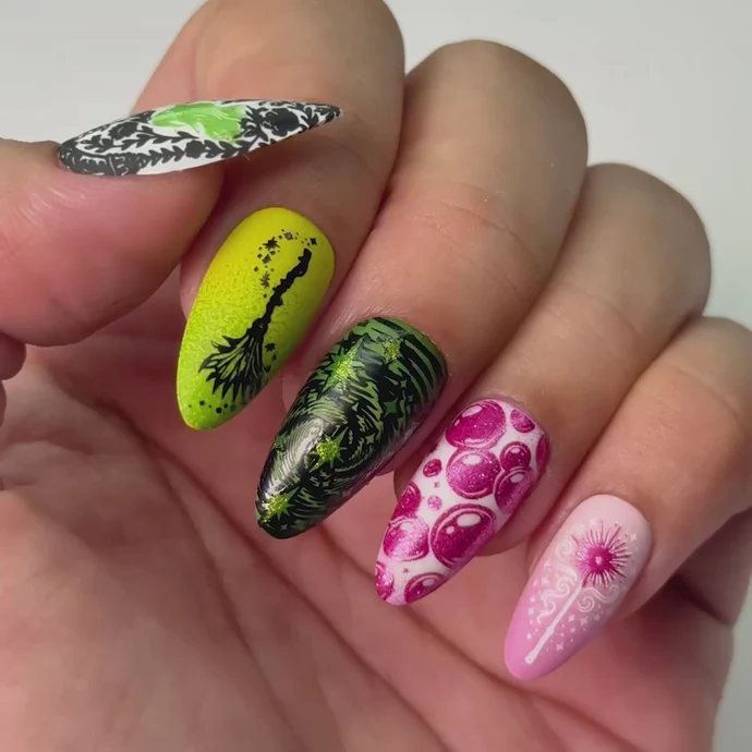 Cauldron Bubble Nails