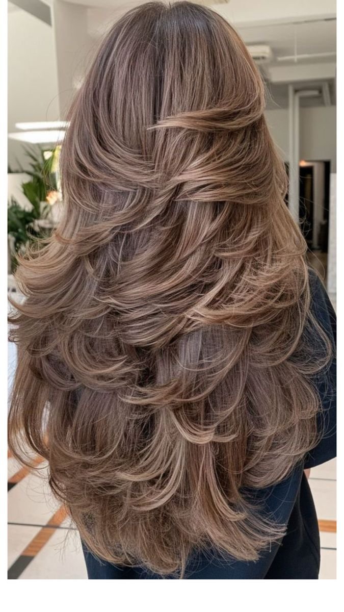 Butterfly haircut with layers