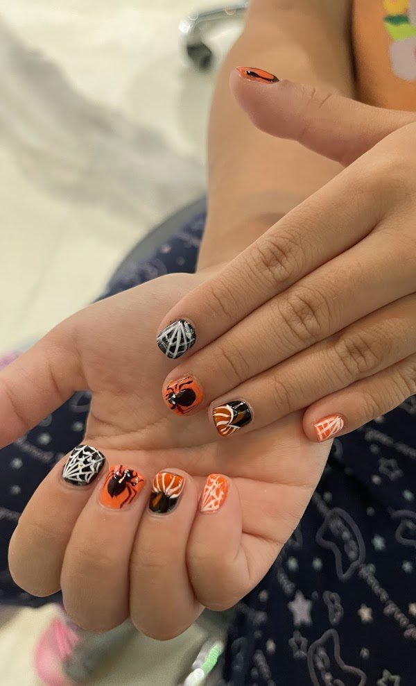 Easy spiderweb nail art for kids