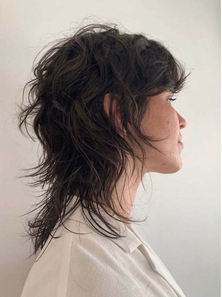 Modern shag haircut