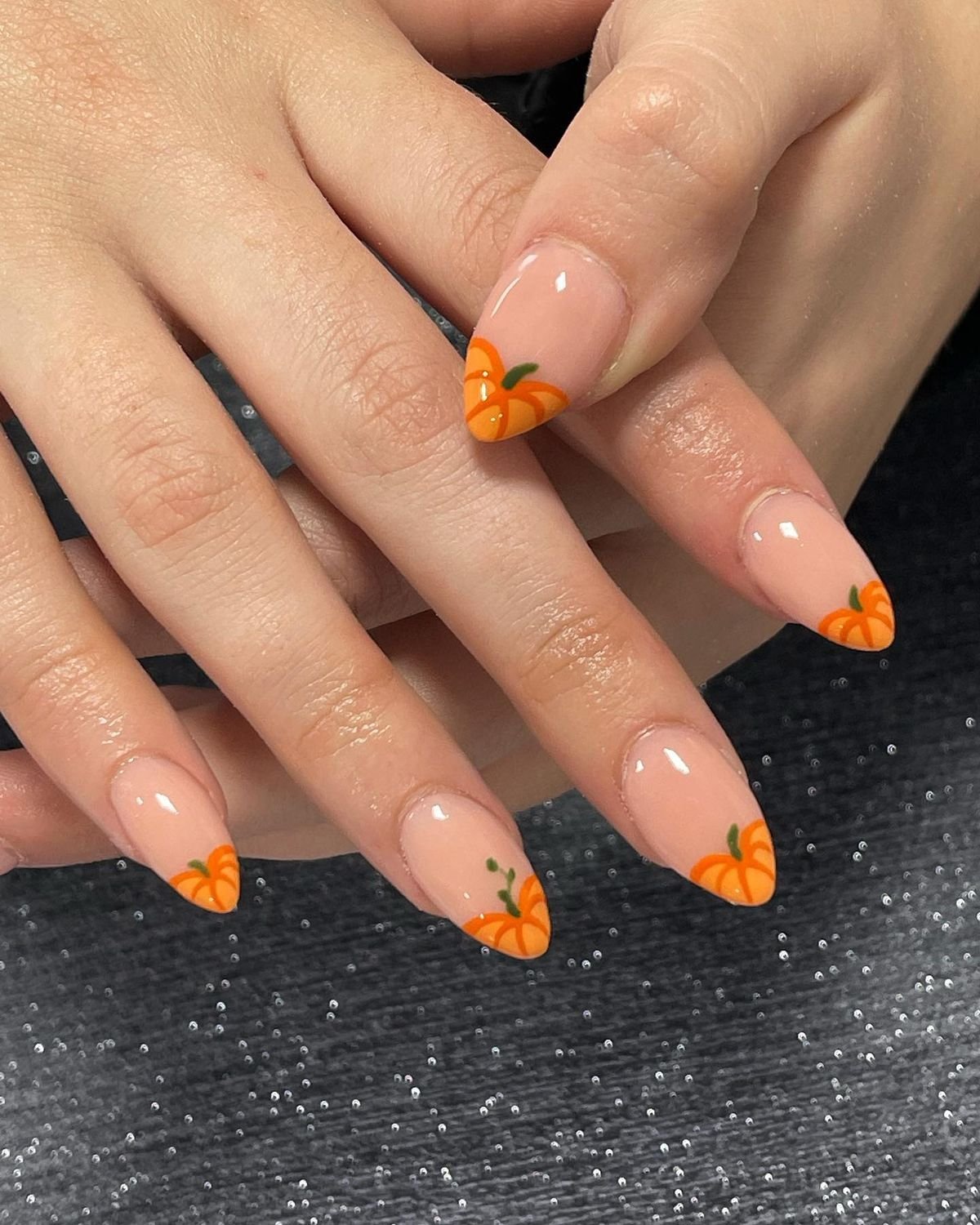 Easy pumpkin face nails for kids