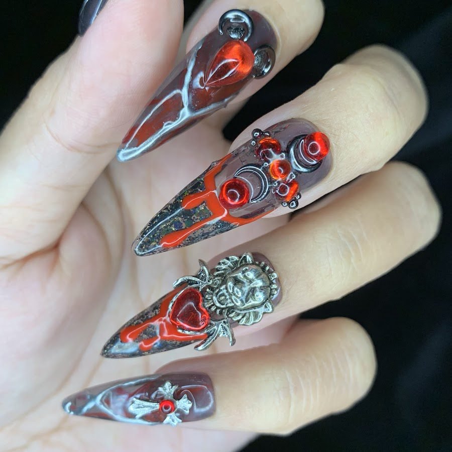 Devil's Tail Curl - Halloween nail art