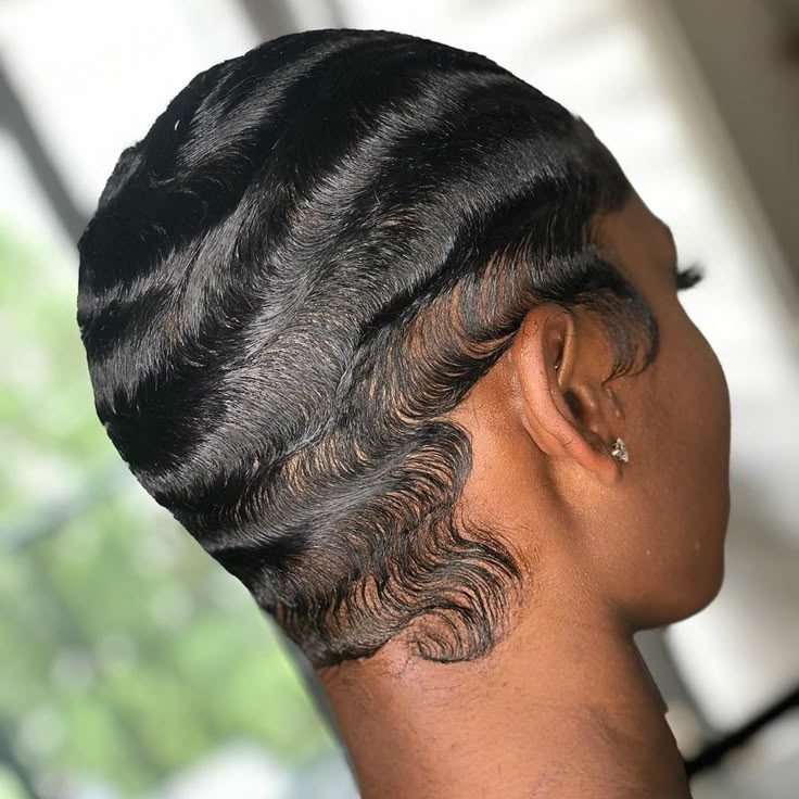 Finger Waves on Short Hair