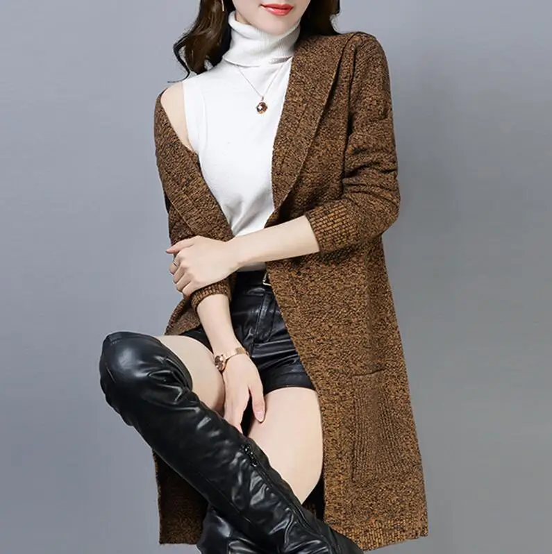 Sleeveless turtleneck under chunky cardigan fall