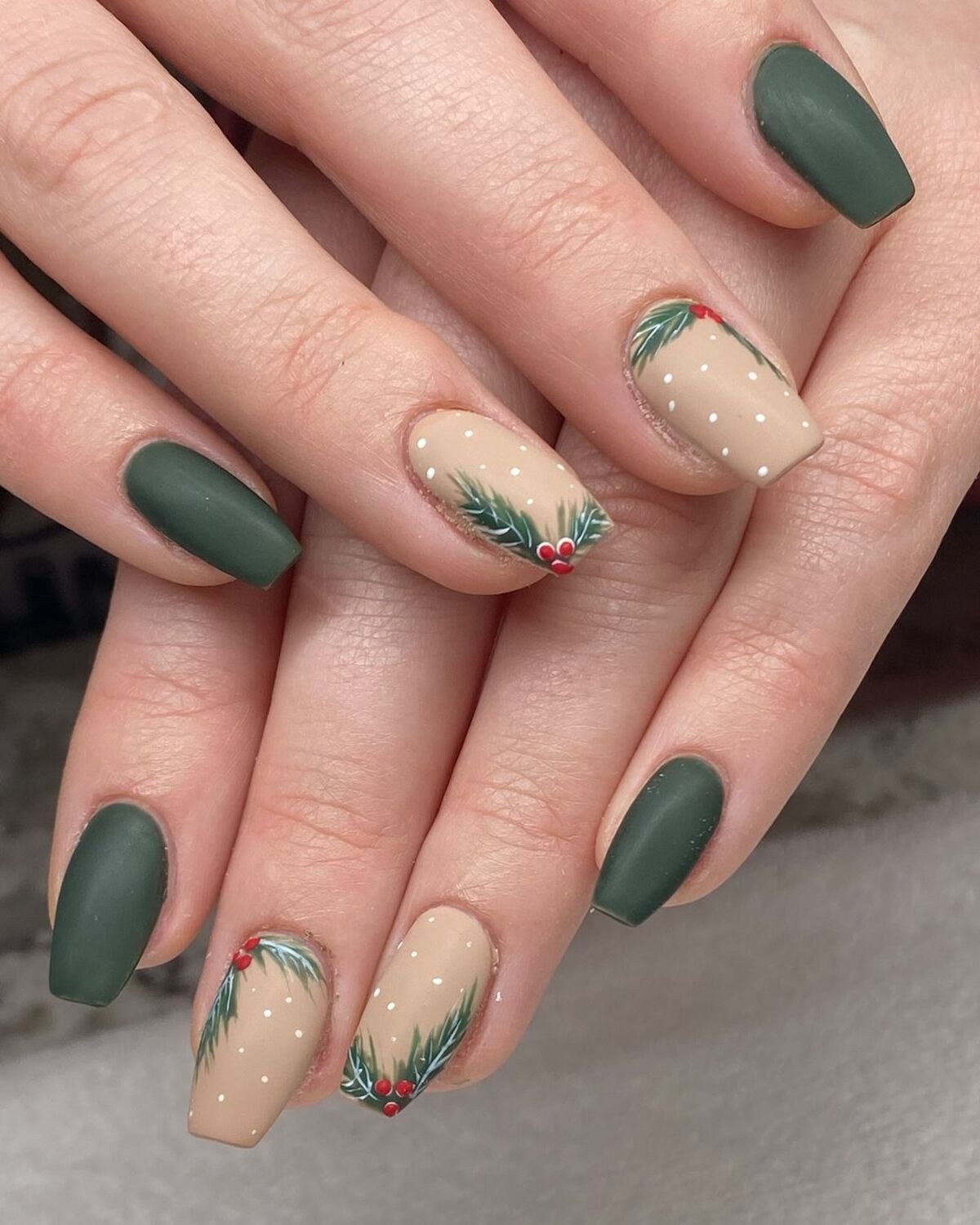 Forest Green Cream Geometric Christmas Nails