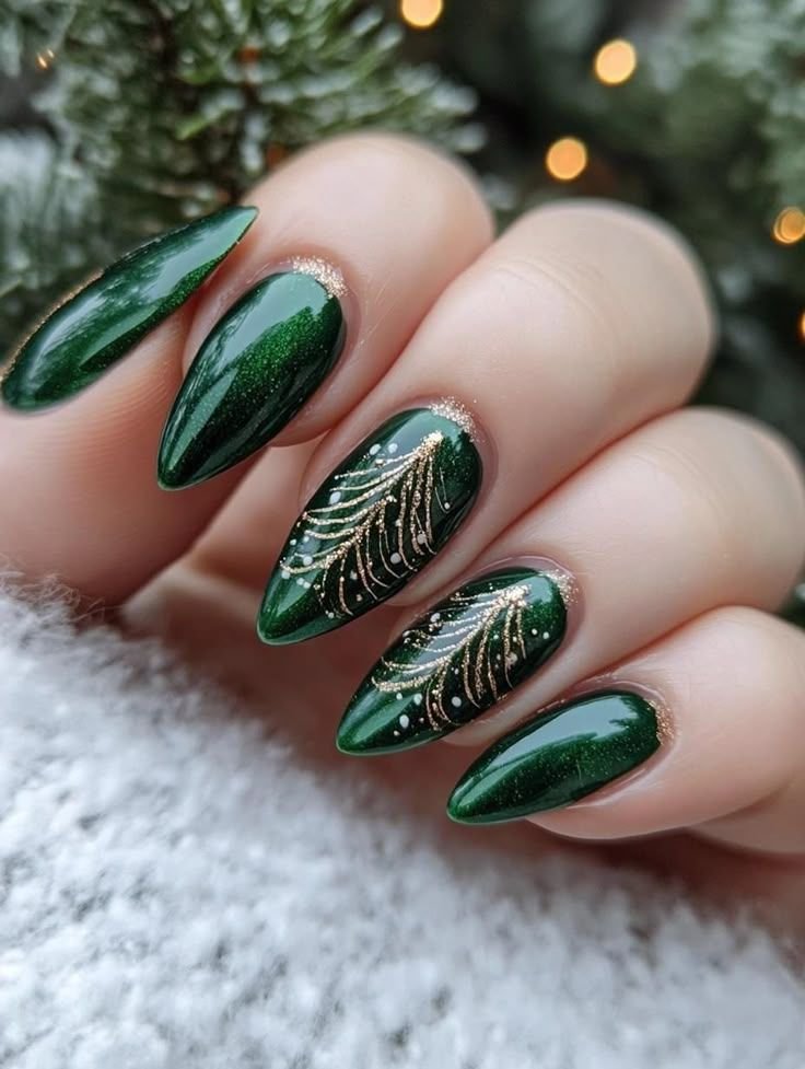 Emerald Green Christmas Nails