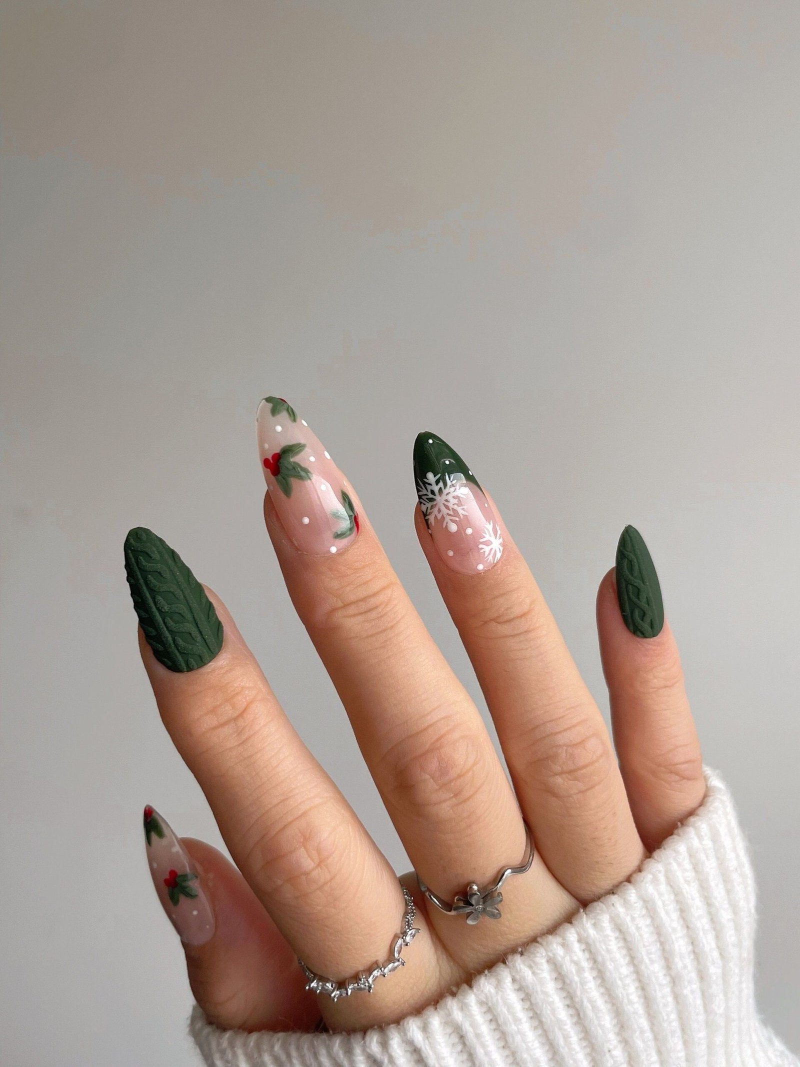 Sweater Knit Nail Art Christmas
