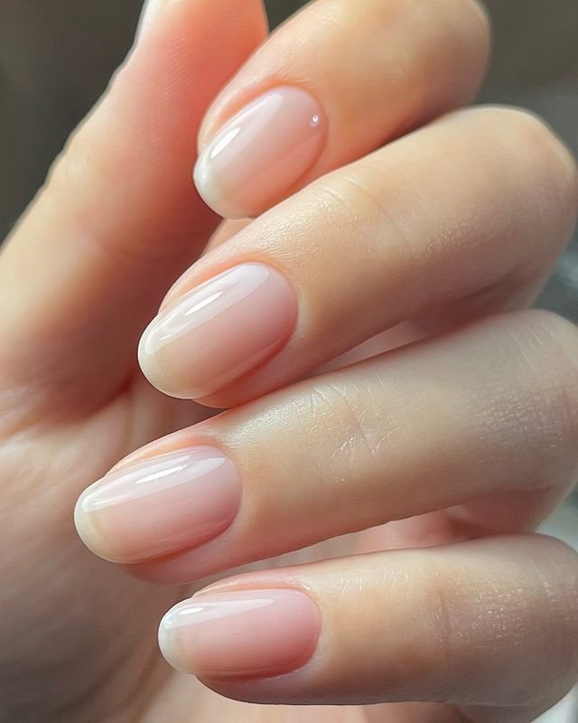 Sheer gray-toned greige nude nails