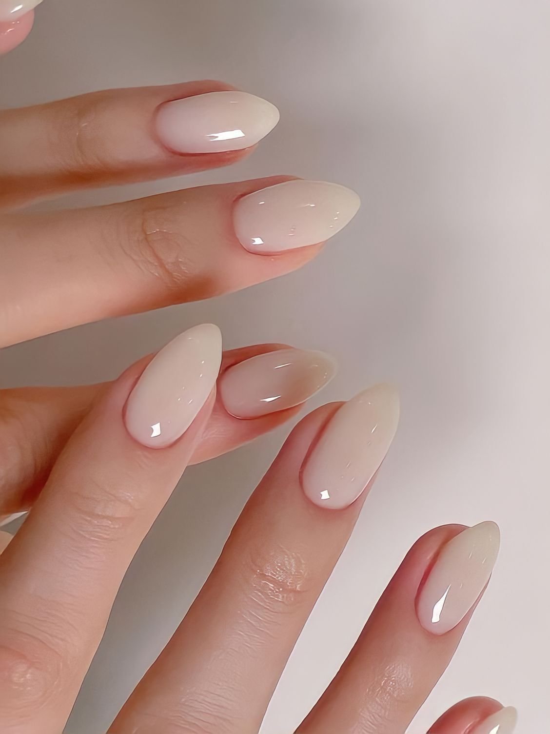 Warm beige sheer nails like fall lighting
