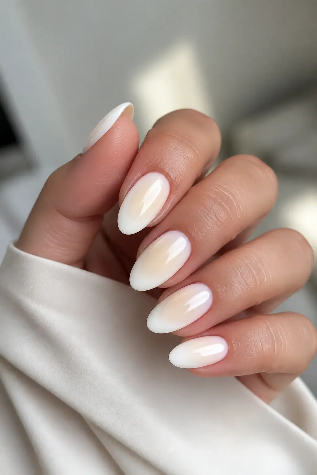 Milk and honey creamy beige nails