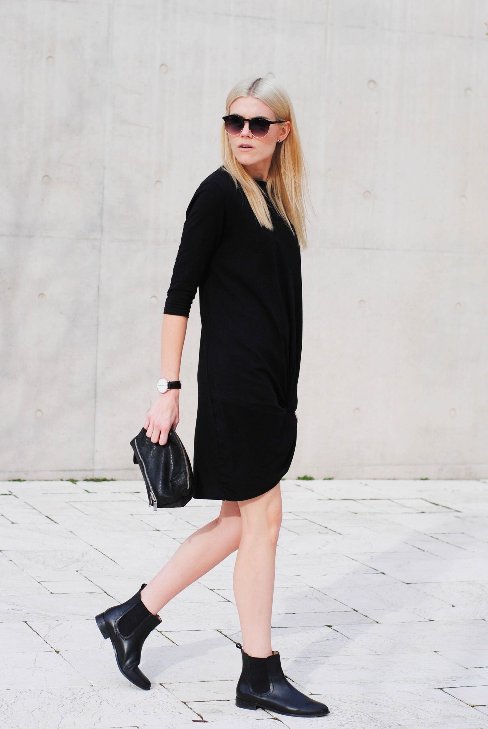 Skirt with ankle boots outfit