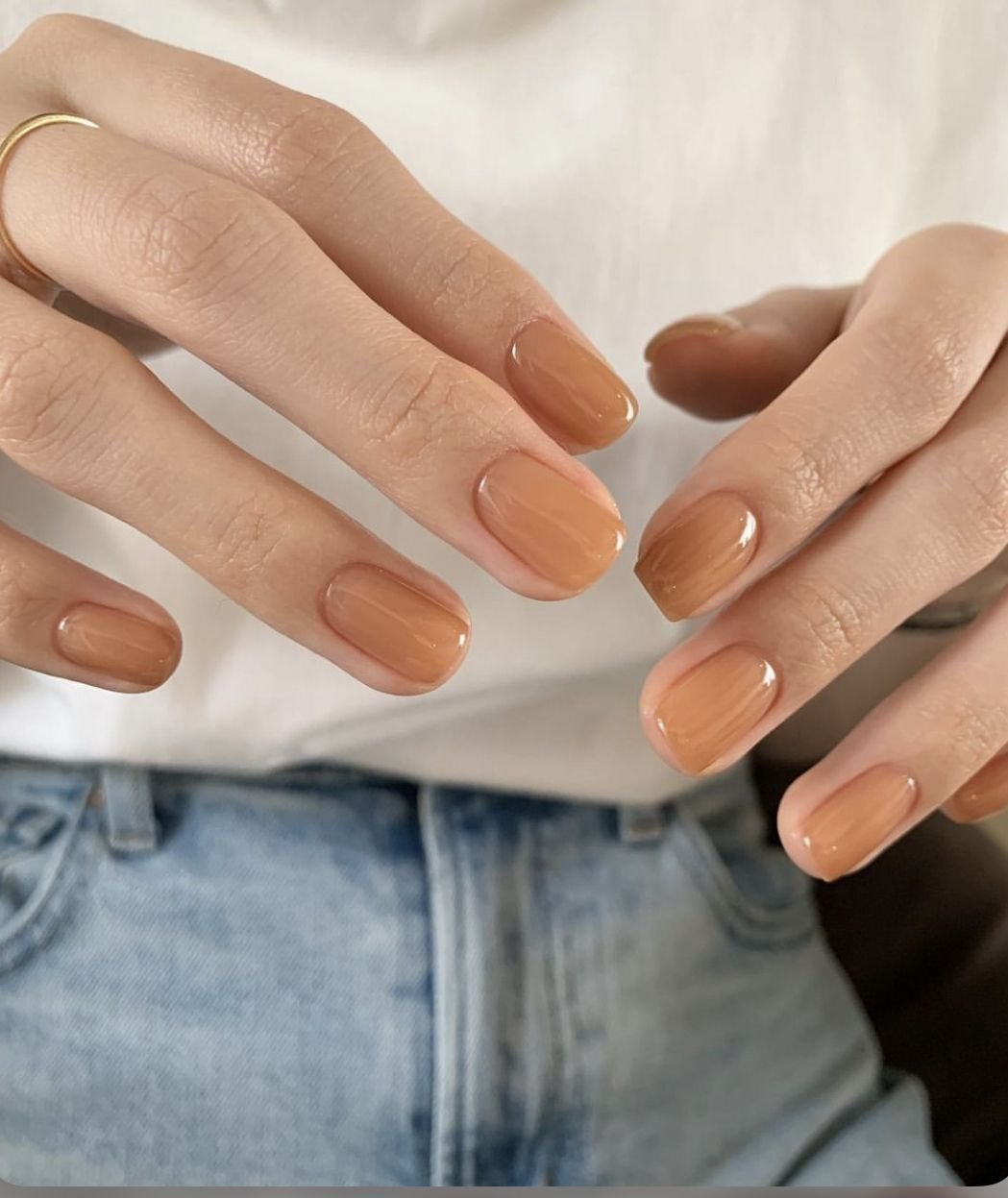 Caramel latte short nails
