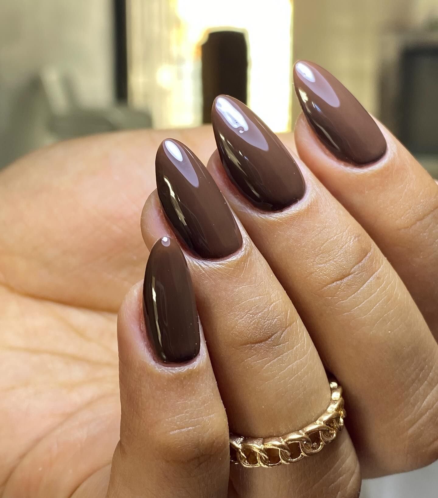 Chocolate tortoise swirl brown nails