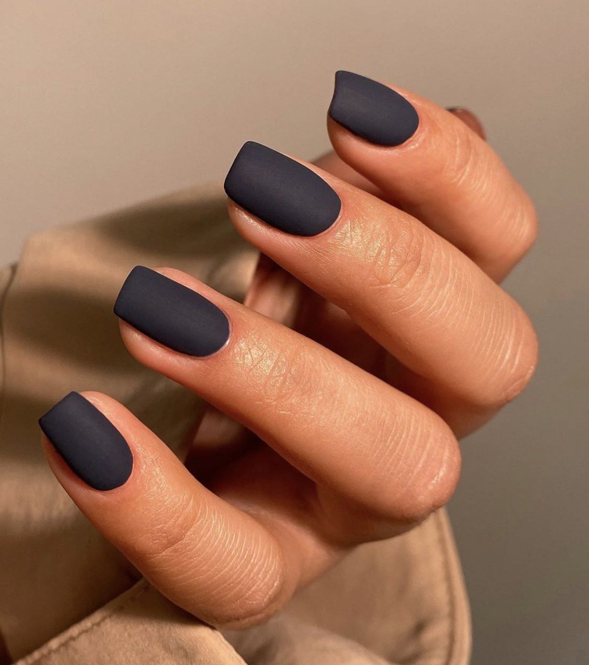 DIY matte top coat nails for homecoming on a budget