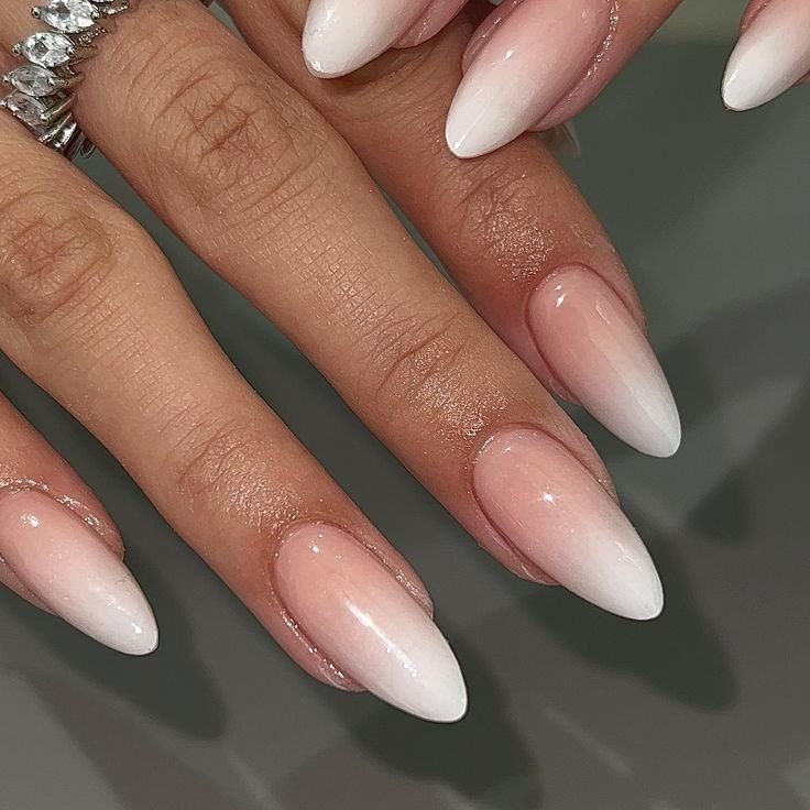 nude ombre nail art
