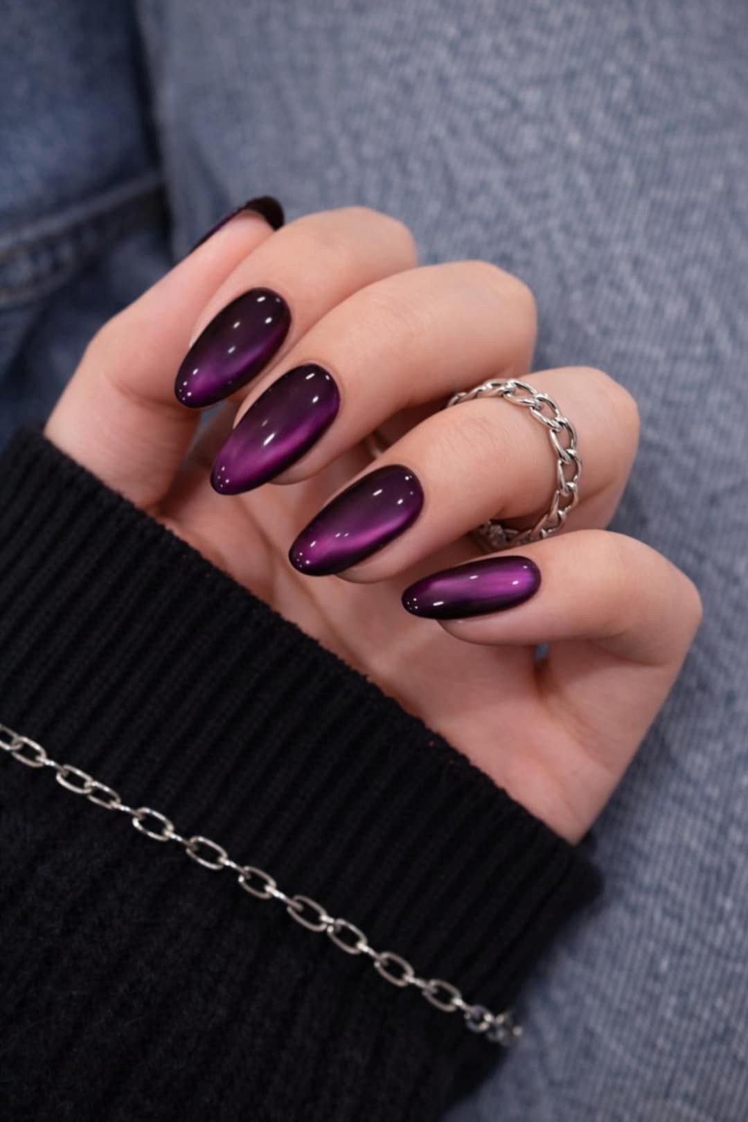 Black cherry jelly cat eye nails