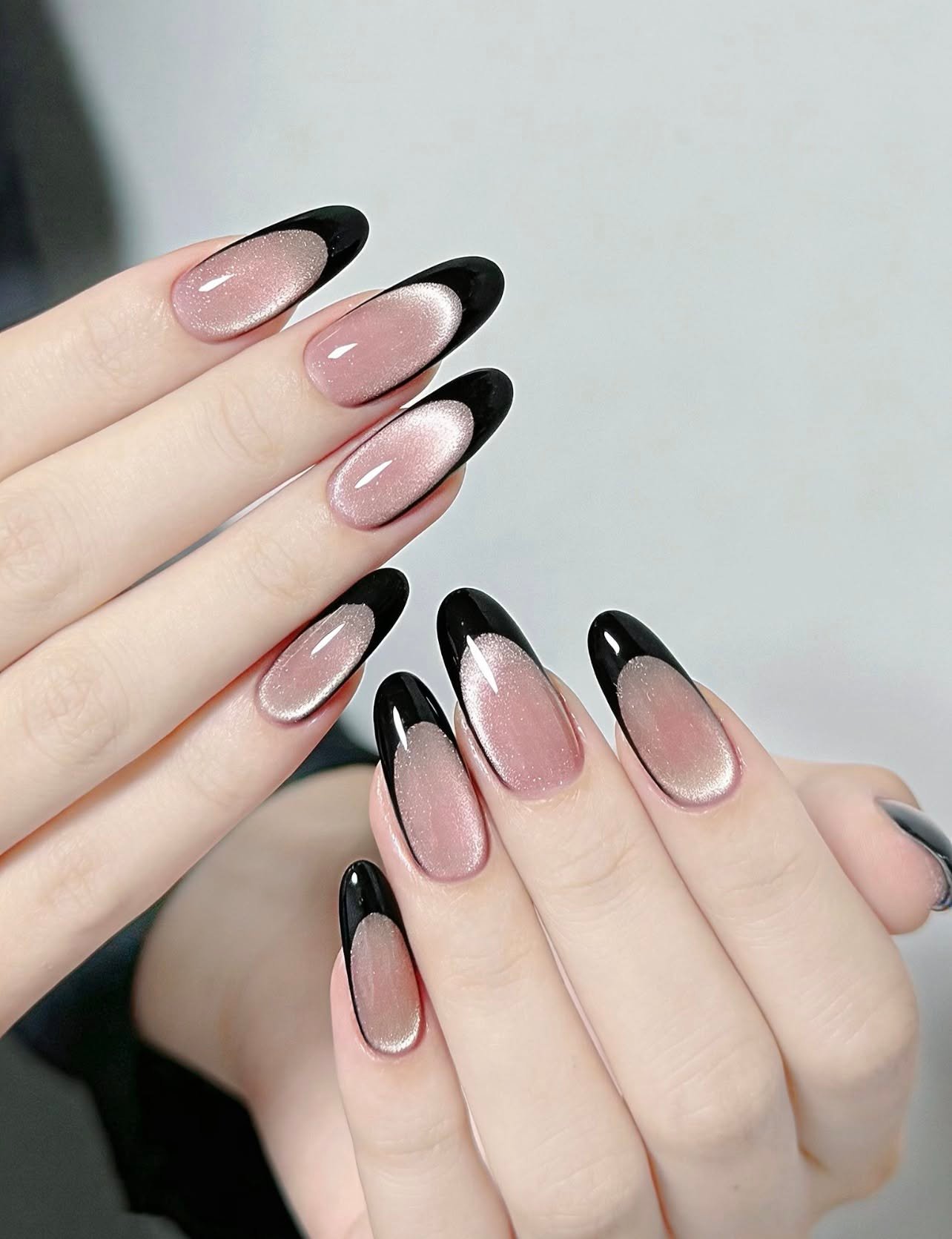 Magnetic polish French tip nails