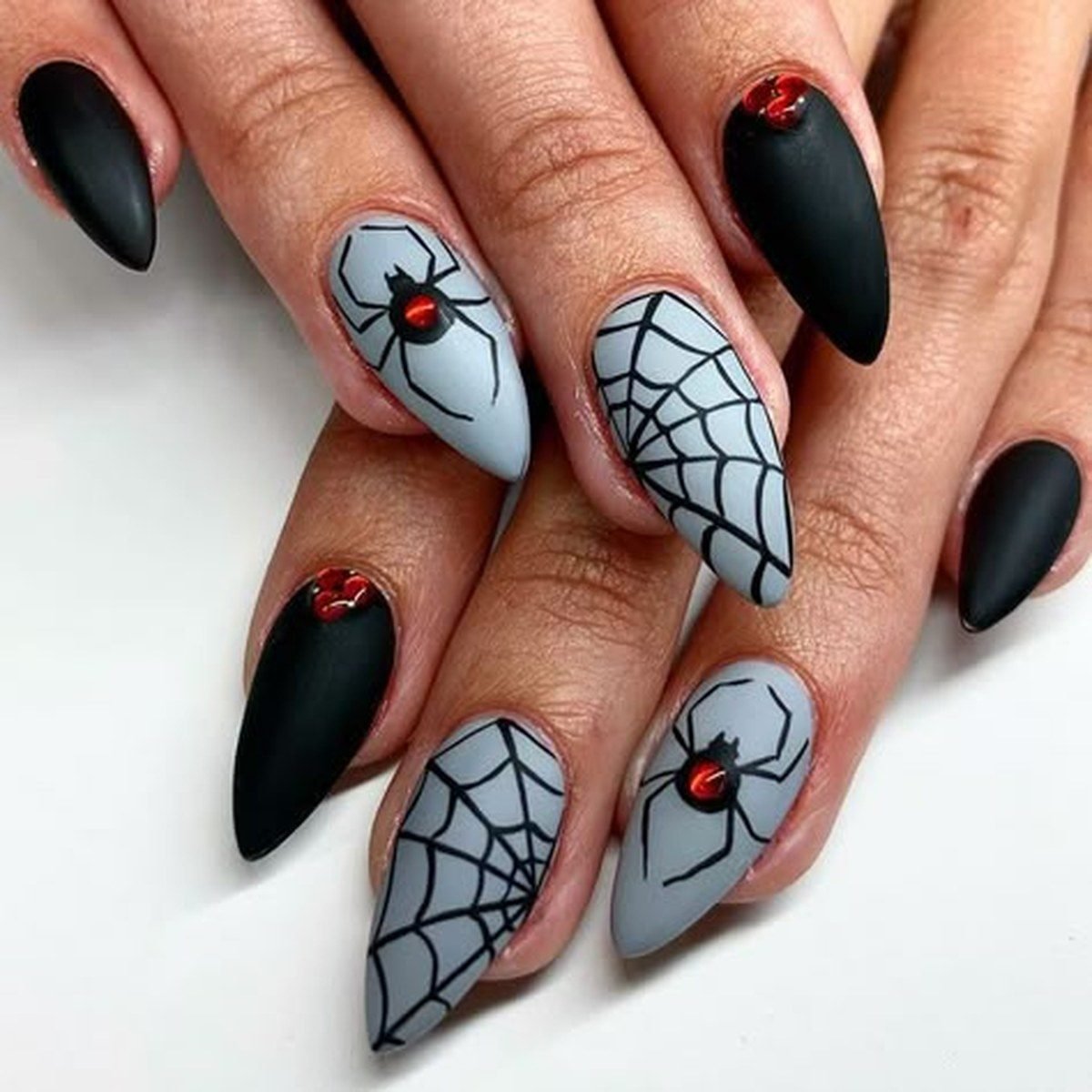 Vampire fang tip nail art white and red