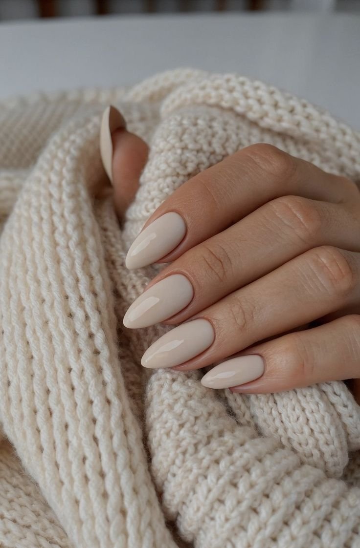 18+ Cozy Winter Nail Colors (Non-Christmas) for January - nail idea 1