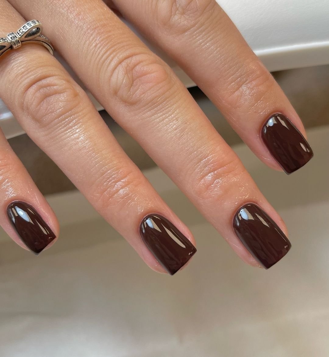 18+ Square Nail Designs for Fall Minimalists - nail idea 18