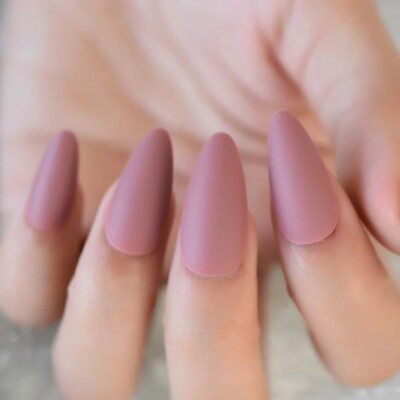 18+ Cozy Winter Nail Colors (Non-Christmas) for January - nail idea 8