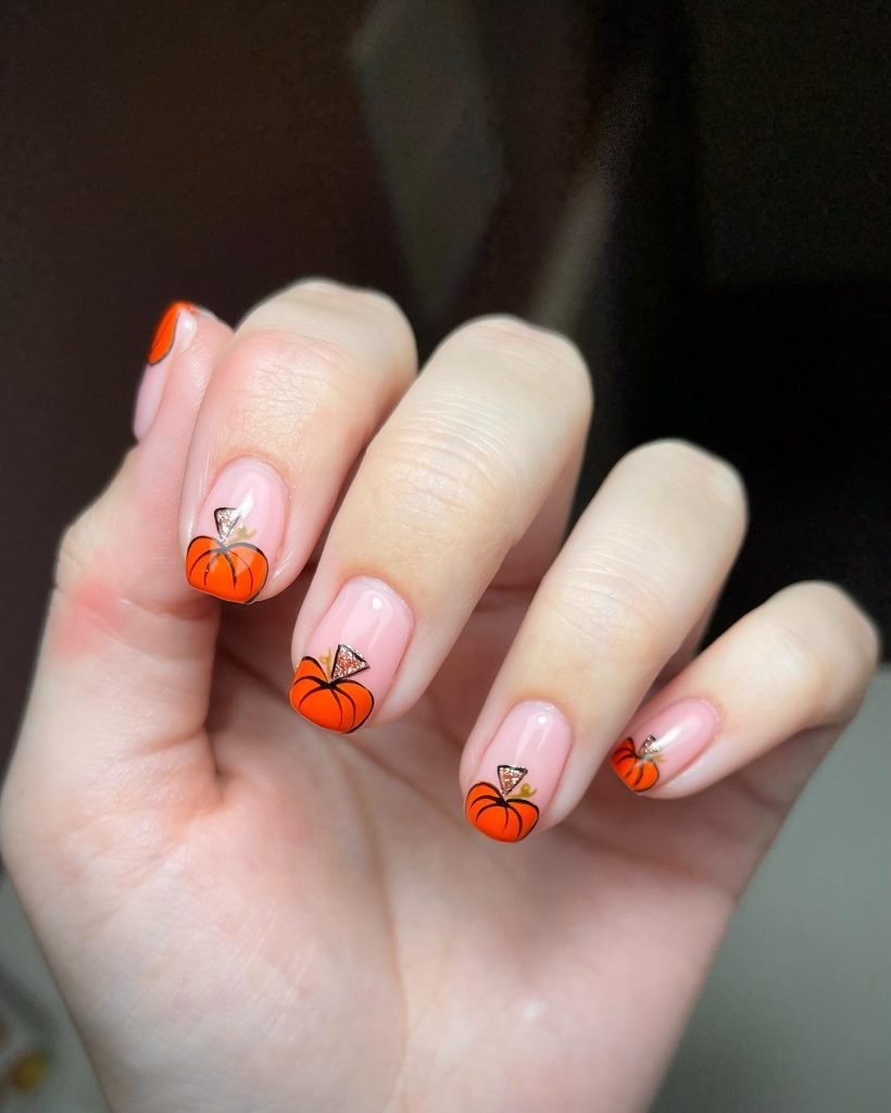 Pumpkin spice latte ombre nails