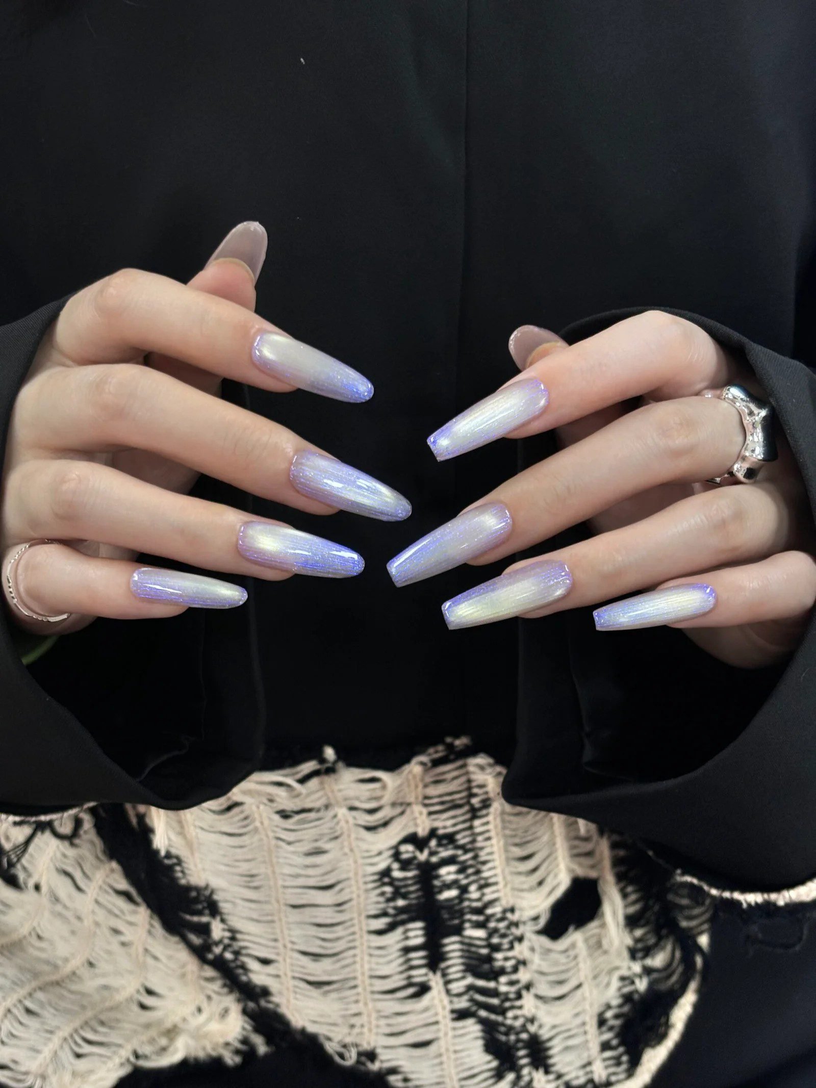 Emerald aura cat eye nails