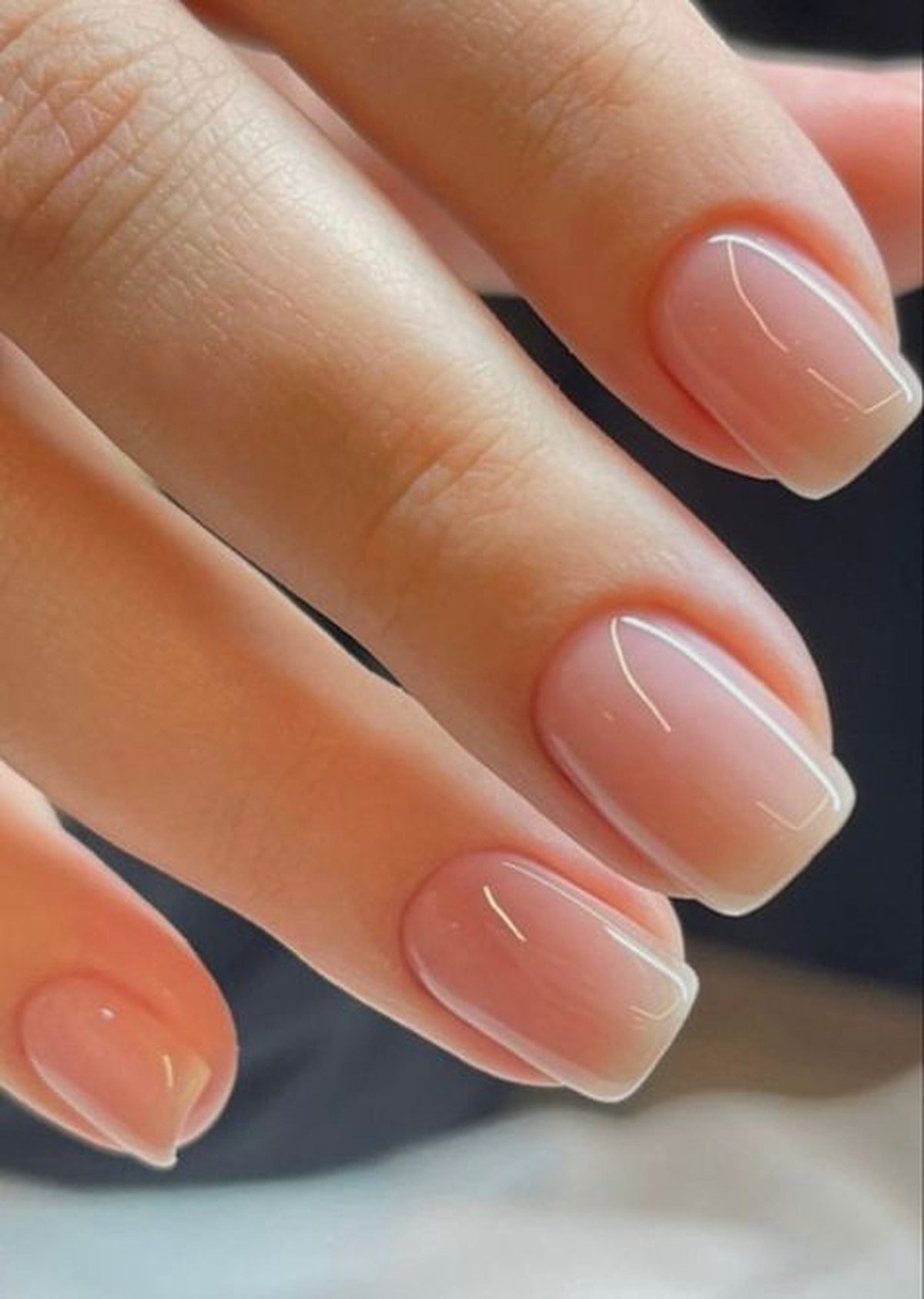 Pearl white shimmer short nails