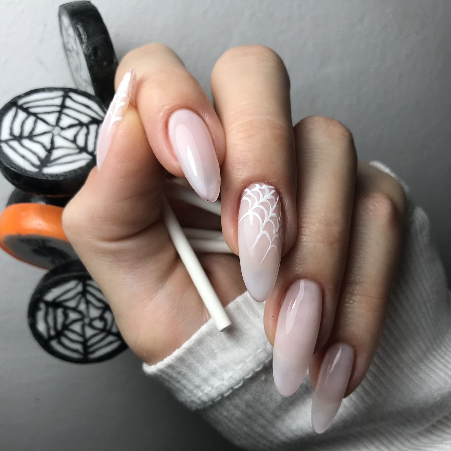 Milky Jelly With a Single Web Accent