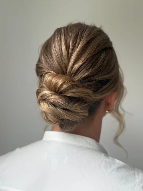 15. Knotted Low Bun